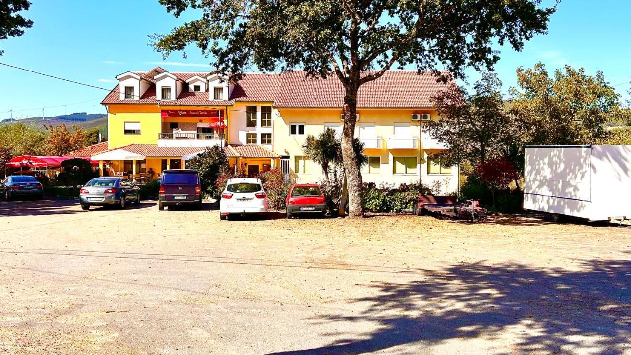 Residencial A Cista Hotel Vila da Ponte Exterior foto